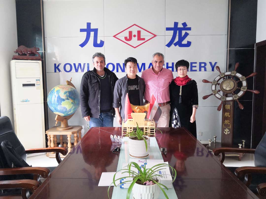 九龍機械埃及客（kè）戶來訪