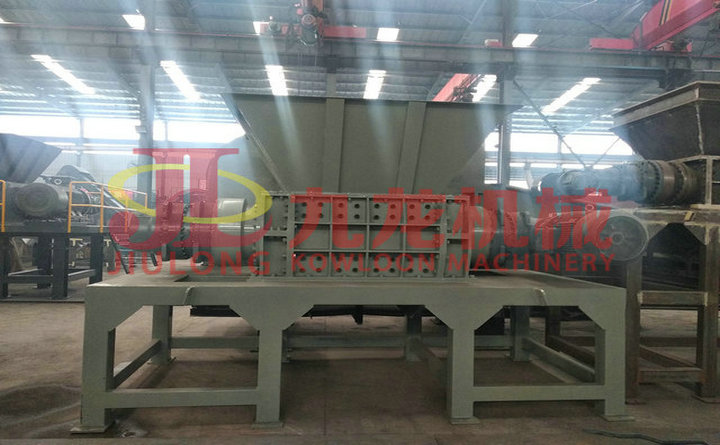 廢舊金屬破碎(suì)機(jī) 廢舊金屬破碎機(jī)