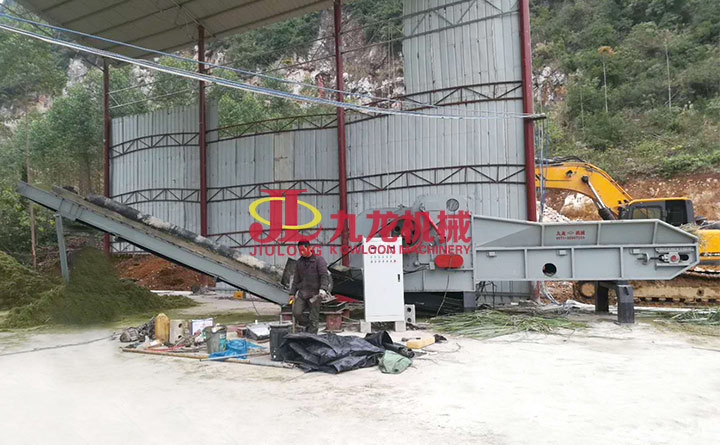 大（dà）型（xíng）秸稈粉碎機