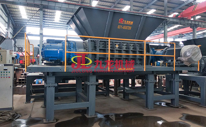 廢舊家具破碎機(jī) 廢舊家具破(pò)碎(suì)機