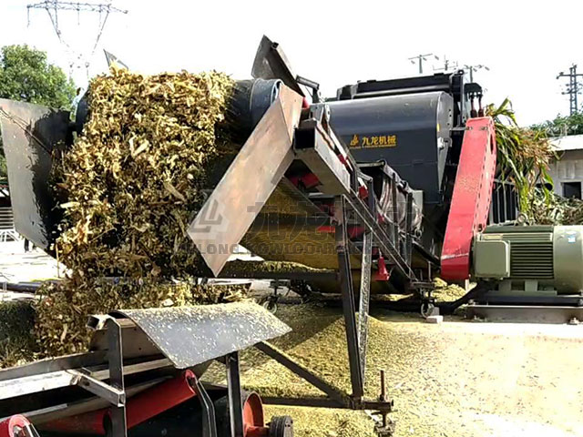 雲南彌勒秸稈青（qīng）貯粉碎機