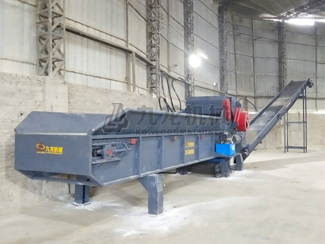 彌勒竹園(yuán)秸稈(gǎn)青貯粉碎機現場