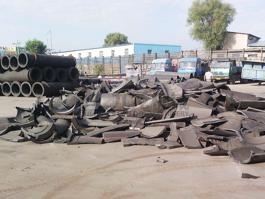 橡膠（jiāo）管材（cái）撕碎機