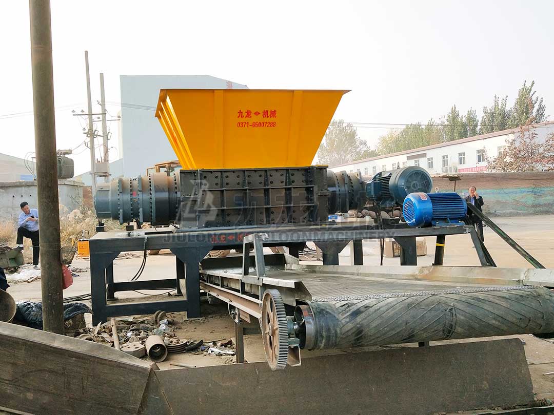 金（jīn）屬（shǔ）撕碎（suì）機