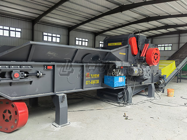 四川廣元(yuán)秸(jiē)稈粉(fěn)碎機現場